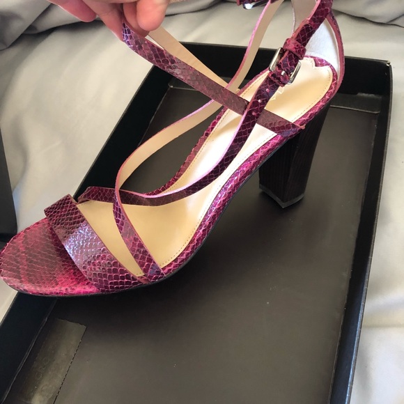 Via spiga pumps!! - Picture 2 of 5